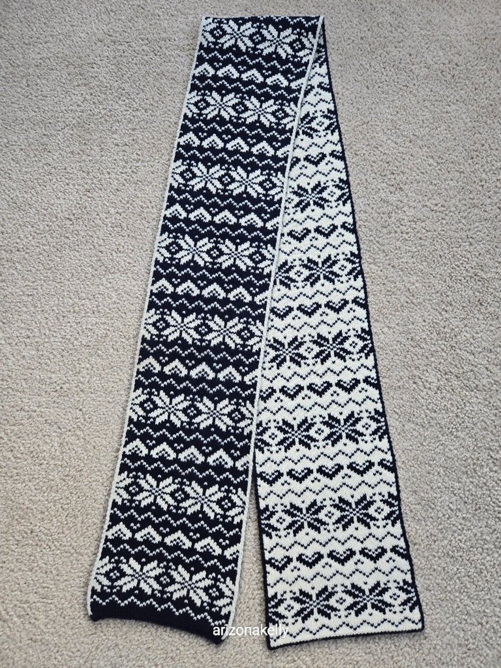 Hawico Wool/Cashmere Thick Knit Scarf Hearts & Snowflakes Luxury Scotland
